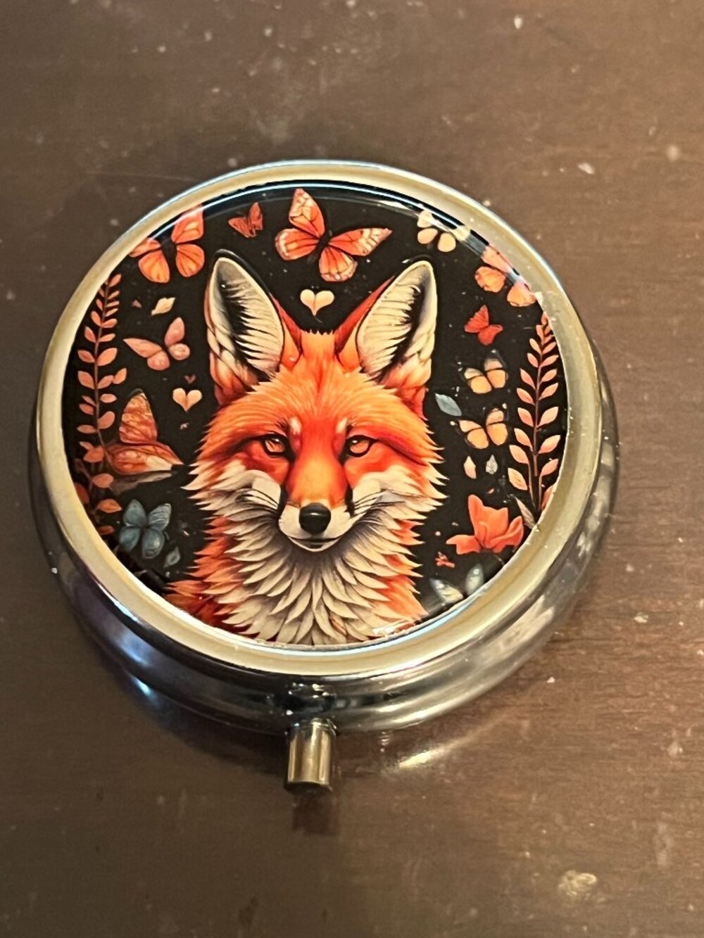 Fox and Butterfly Round Metal Pill Box (T02)